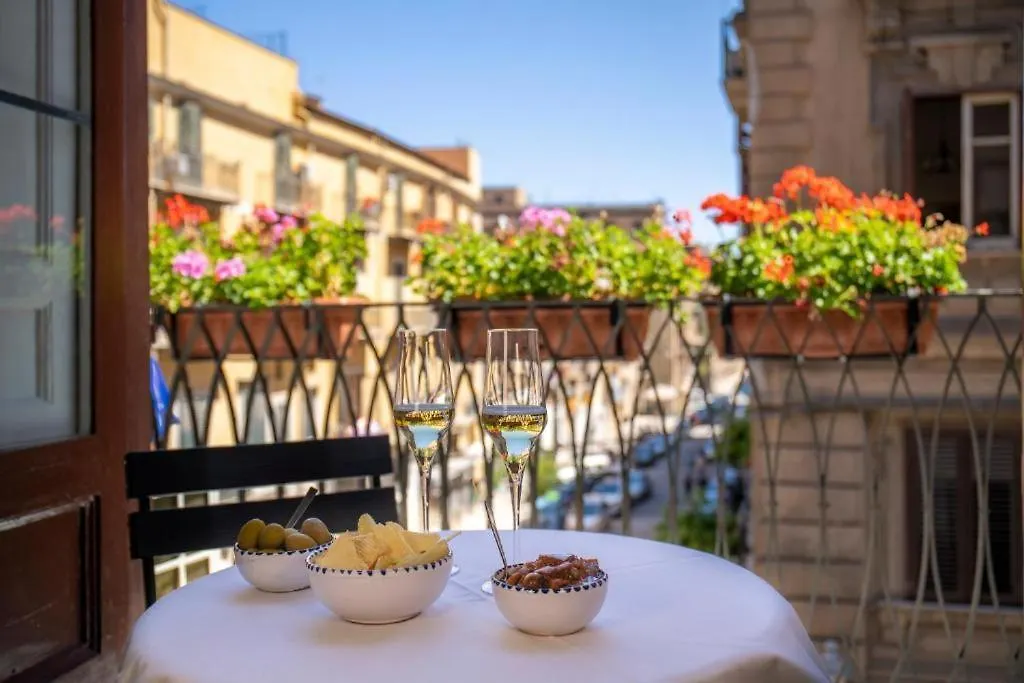 Ballaro' Hotel - Budget Room Palermo