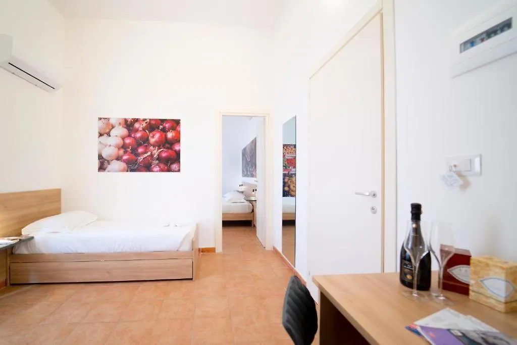 Ballaro' Hotel - Budget Room Palermo