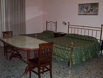 Ballaro' Hotel - Budget Room Palermo